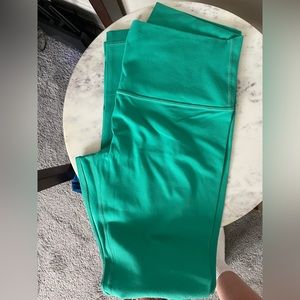 Lululemon Highrise 28" Align leggings